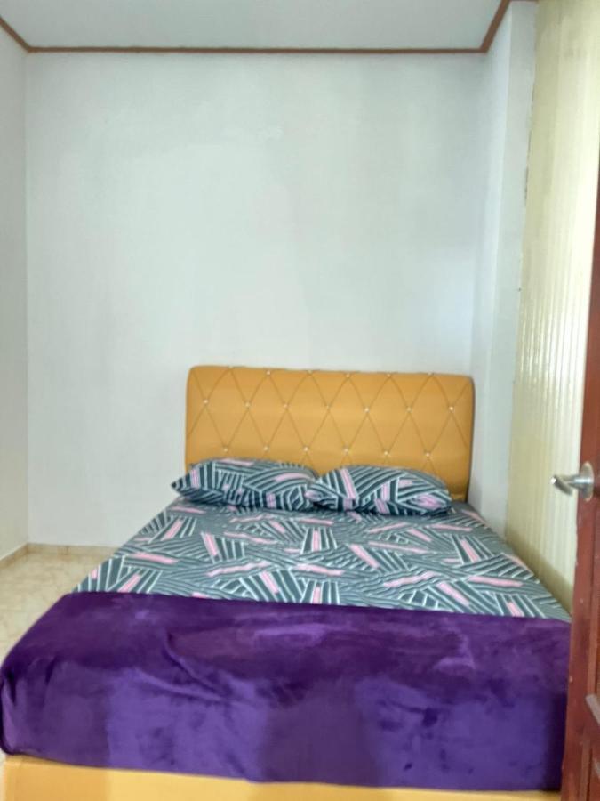 Lavender Homestay Desa Chendering 3 Bedrooms Kuala Terengganu Extérieur photo